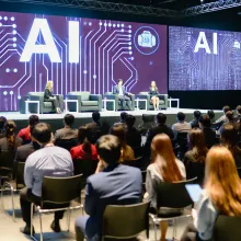 Expert Advice: Get insights from industry experts on the best AI tools and practices.